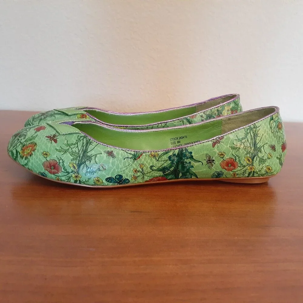 Chi by Carlos Falchi Floral Flats - Picture 2 of 11